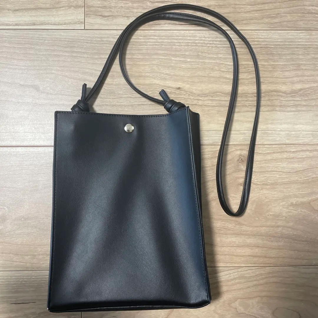 Thumbnail of Shoulder bag, black, leather