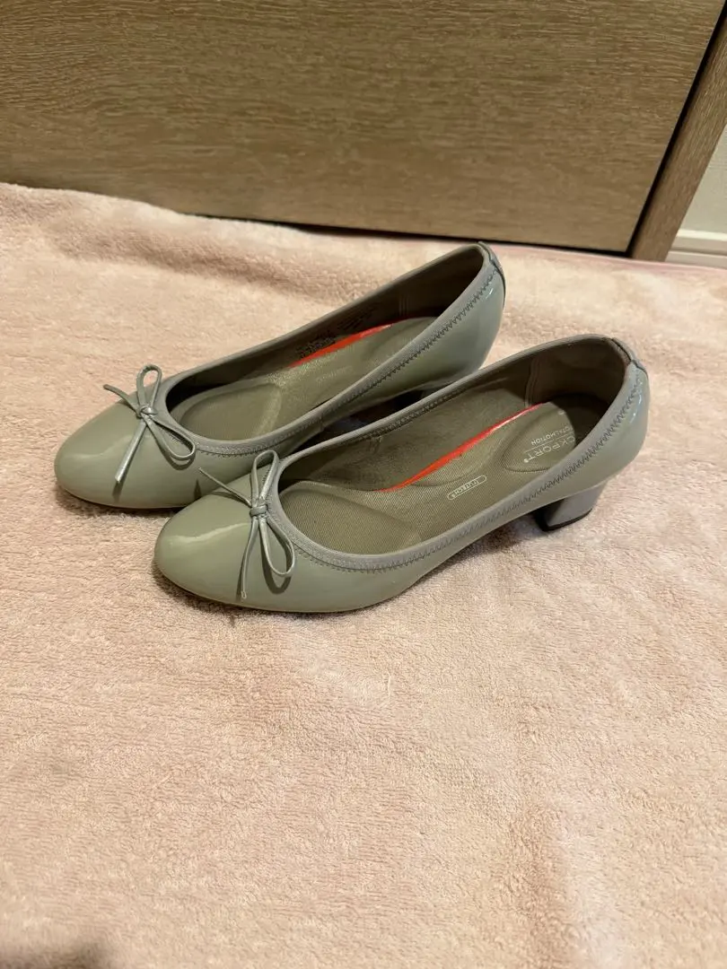 Thumbnail of ROCKPORT khaki pumps