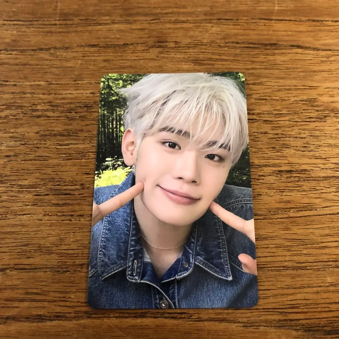 Thumbnail of ZB1 NEVER SAY NEVER Tower Records Lucky Draw Trading Card - Kim Taerae