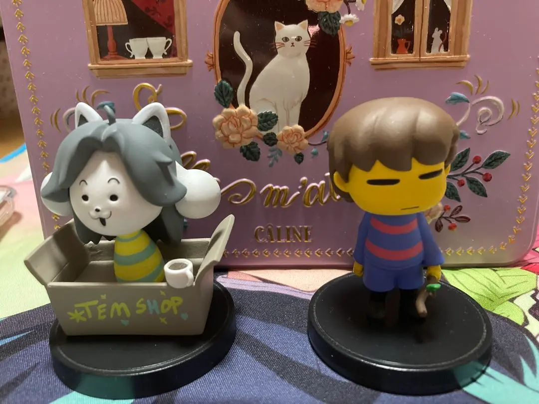 under tale テミー フィギュア 中古】【美品】【海外製】TEMMIE -テミー(手ミー)- 「Undertale