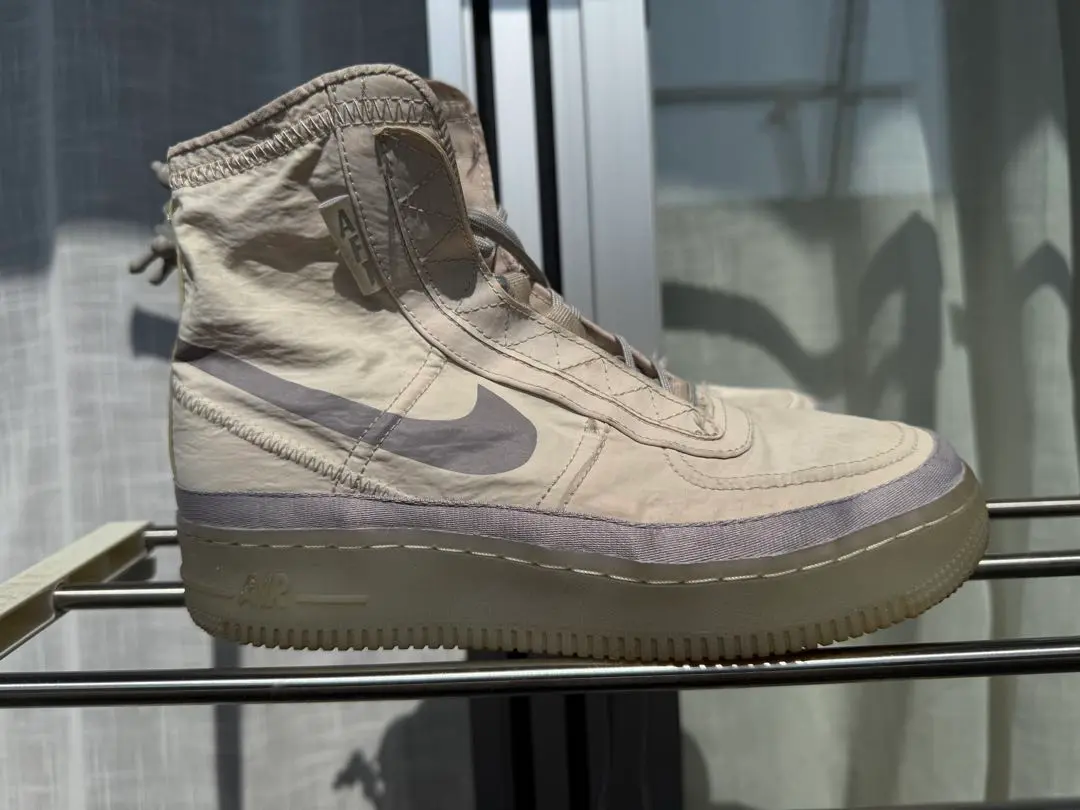 人気話題！Nike Wmns Air Force 1 Shell Desert Sand 2025年最新】エアフォース1シェルの人気アイテム - メルカリ