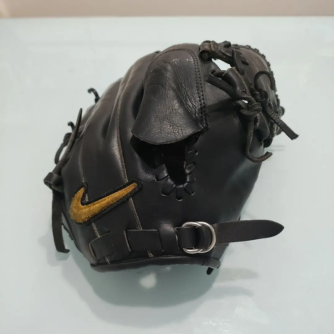 希少品】硬式投手用グローブナイキ和田毅型（BF1152）