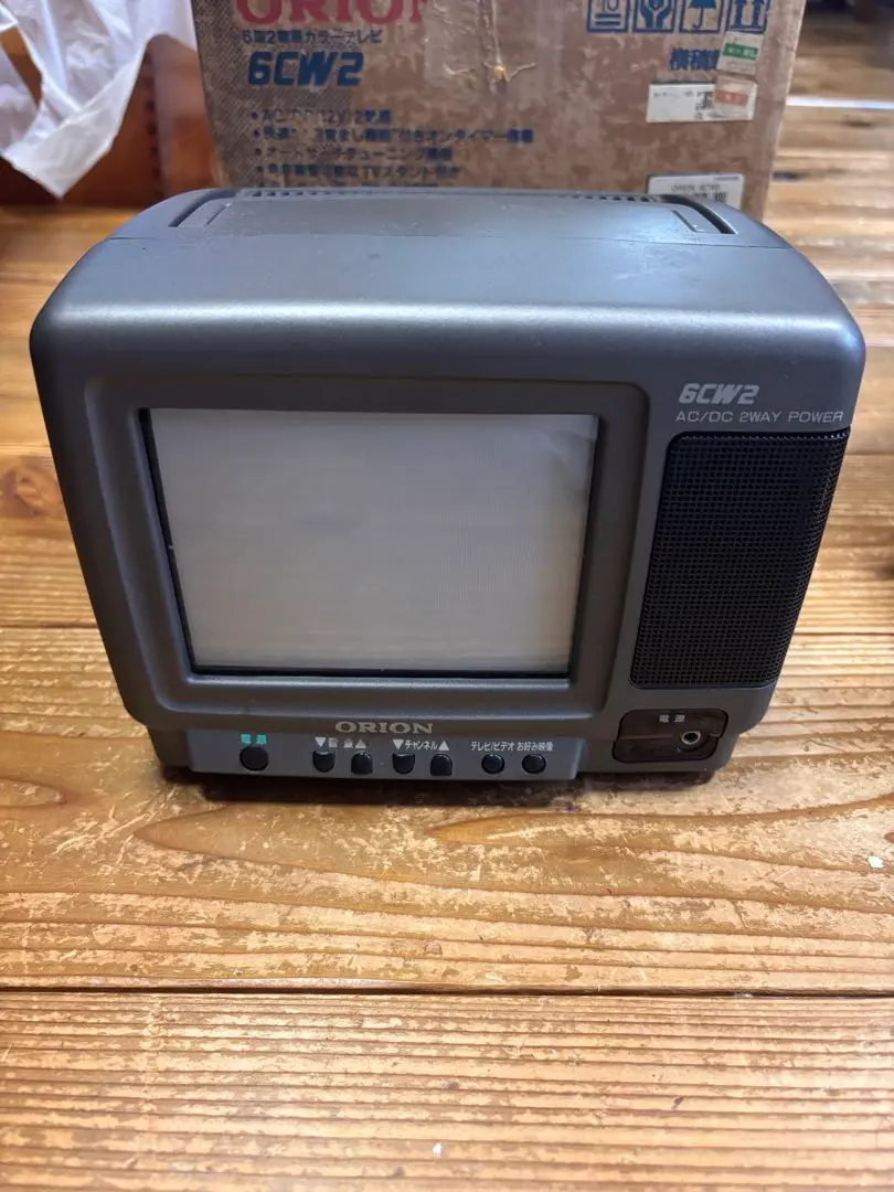 レトロ ブラウン管 ポータブル テレビ 6CW2 ORION オリオン 動作品 Yahoo!オークション - 【動作品】昭和レトロ ORION 6CW2