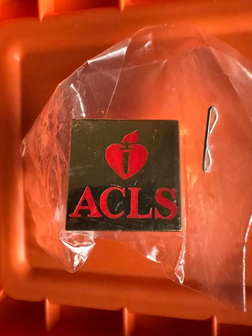 2025年最新】acls バッジの人気アイテム - メルカリ