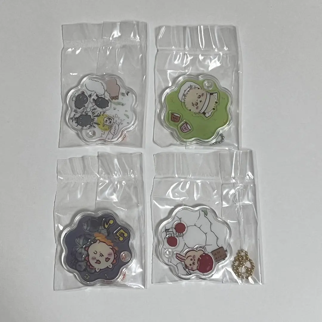 Thumbnail of Chikawa Kyara Shaka☆Charm Gummy