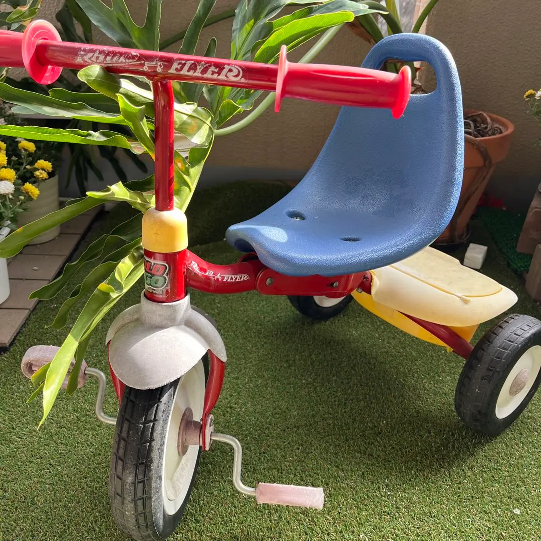 ラジオフライヤー　三輪車　当時物　20年以上前 2025年最新】RaDiO flyer 三輪車の人気アイテム - メルカリ