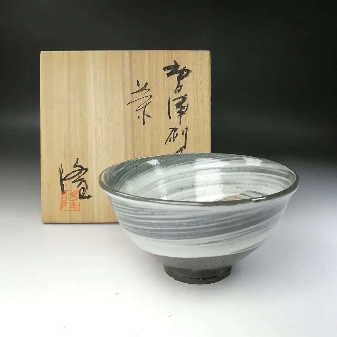 Thumbnail of T253 Chawan (tea bowl) "Karatsu Hakeme Chawan" by "Takashi Nakazato" With Tomobako (original box) Matcha bowl Tea ceremony utensil