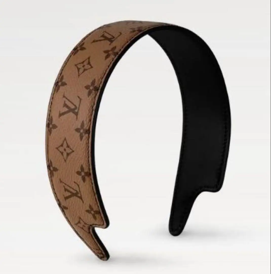 ⭐︎未使用品⭐︎ ルイヴィトン　カシミヤ　ヘアバンド　モノグラム LOUIS VUITTON ルイヴィトン ヘアバンド ヘッドバンド・LV