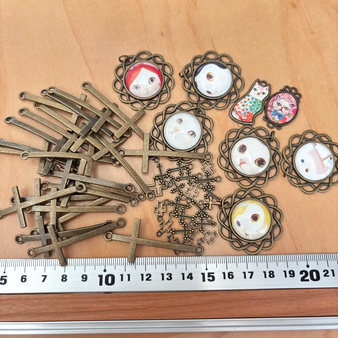 古金色吊飾51個 的縮圖