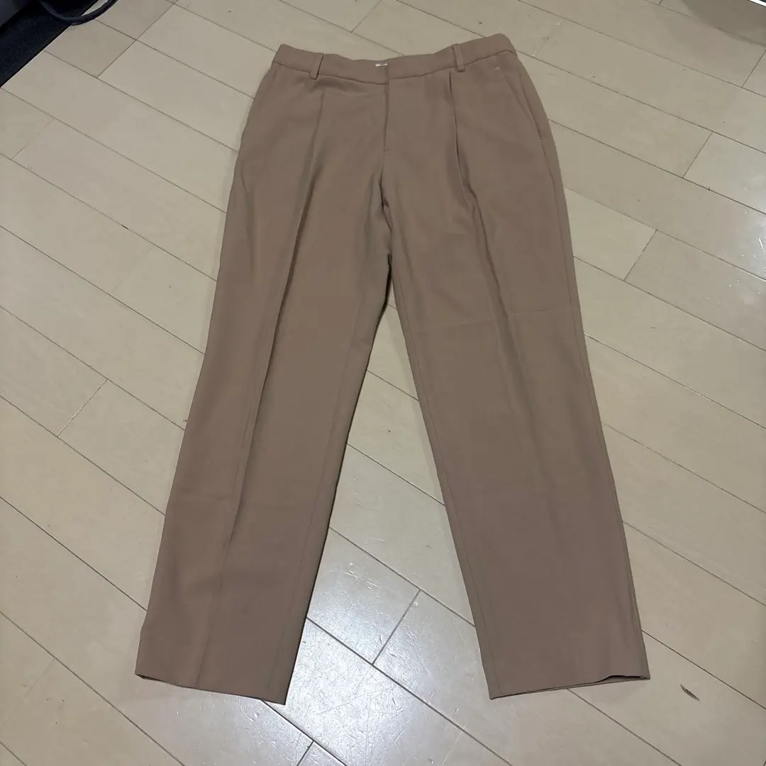 Thumbnail of 23区 Beige Slacks with Center Crease