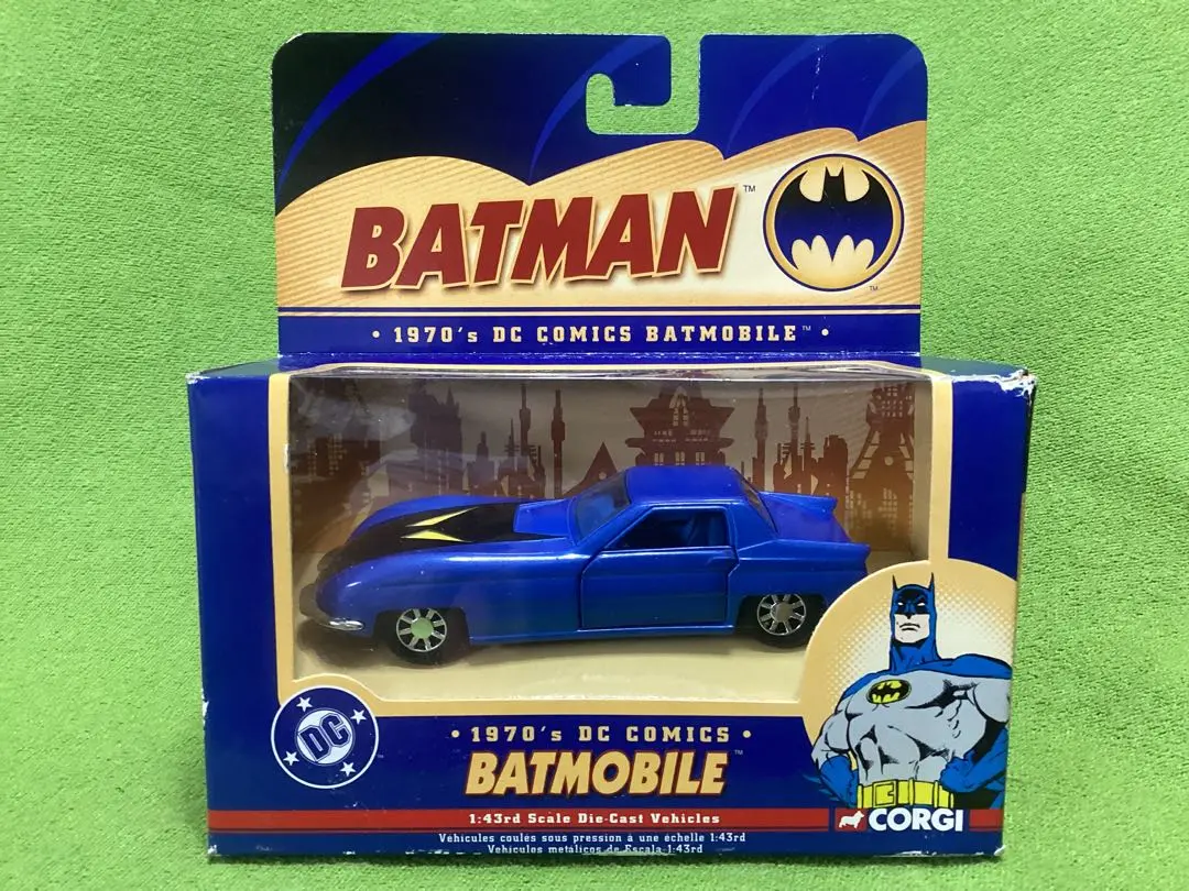最終値下げ！新品 1/24 希少 コーギー社 バットマン　バットモービル 最終値下げ！新品 1/24 希少 コーギー社 バットマン バットモービル