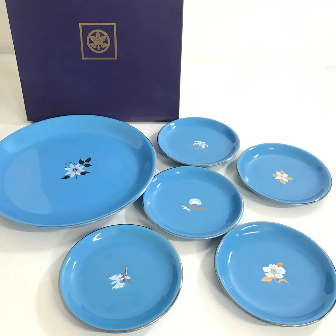 Thumbnail of Tachikichi Floral Pattern Serving Set: Large Plate, Small Plates