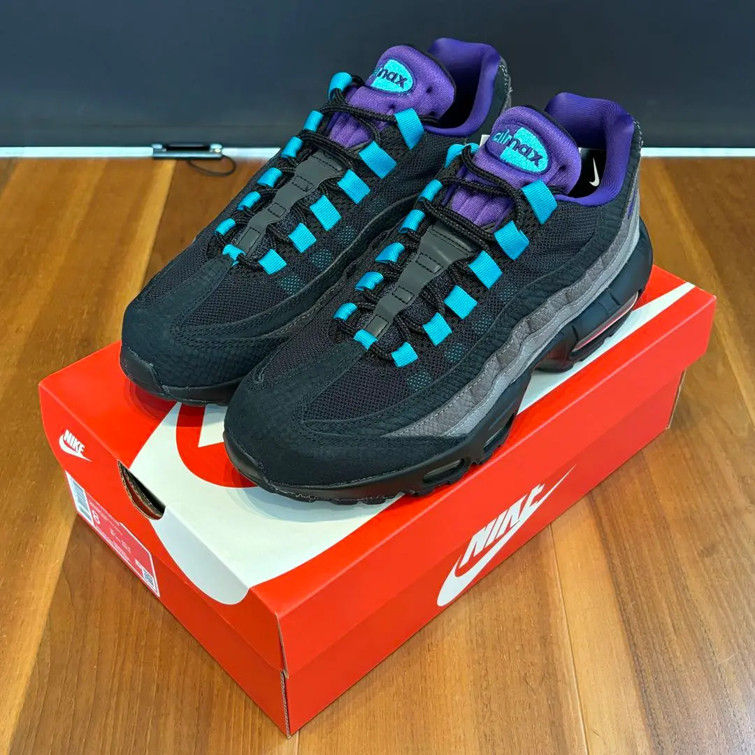 新品未使用Nike Air Max 95 \"Grape Reverse\" LV8 Nike Air Max 95 LV8 