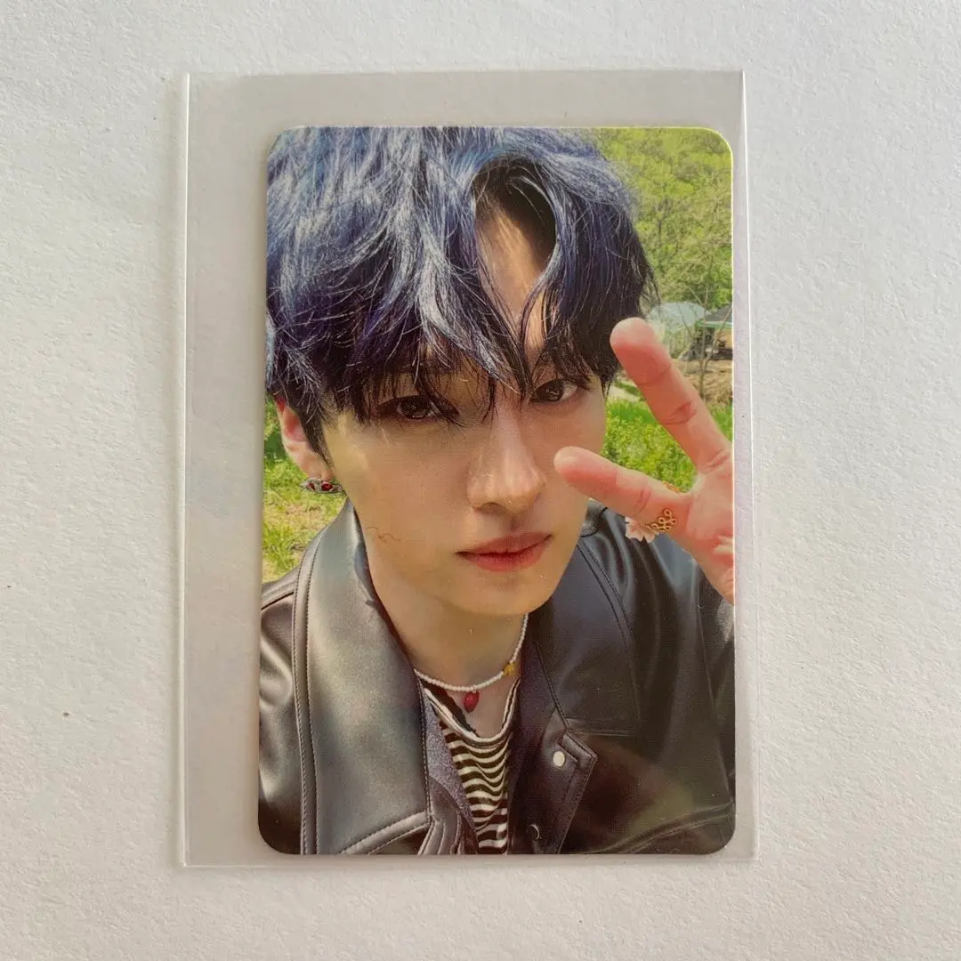 Thumbnail of Stray Kids MAXIDENT Lee Know Trading Card