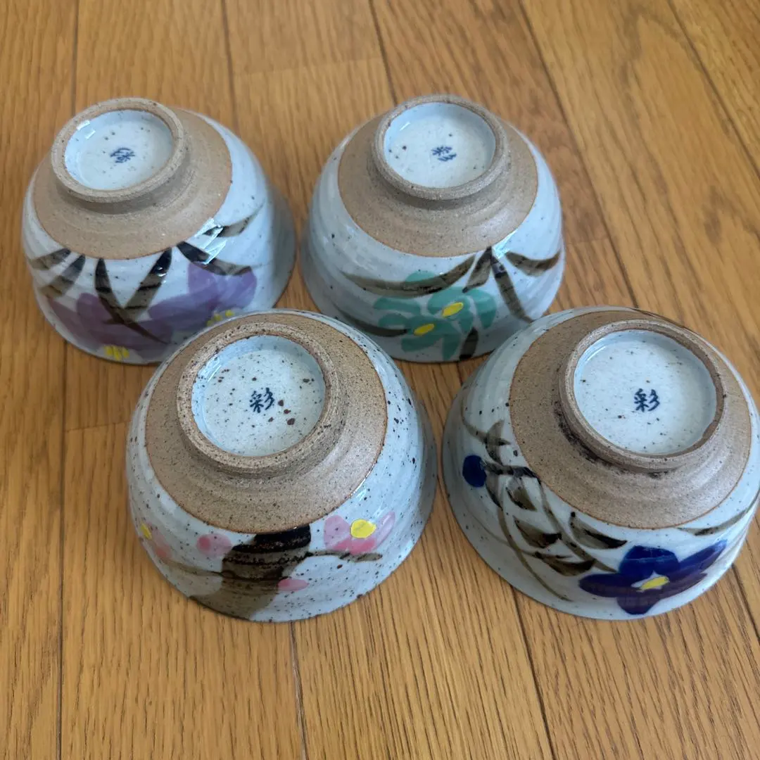 Thumbnail of Japanese tableware, set of 4 rice bowls, floral pattern, ceramic