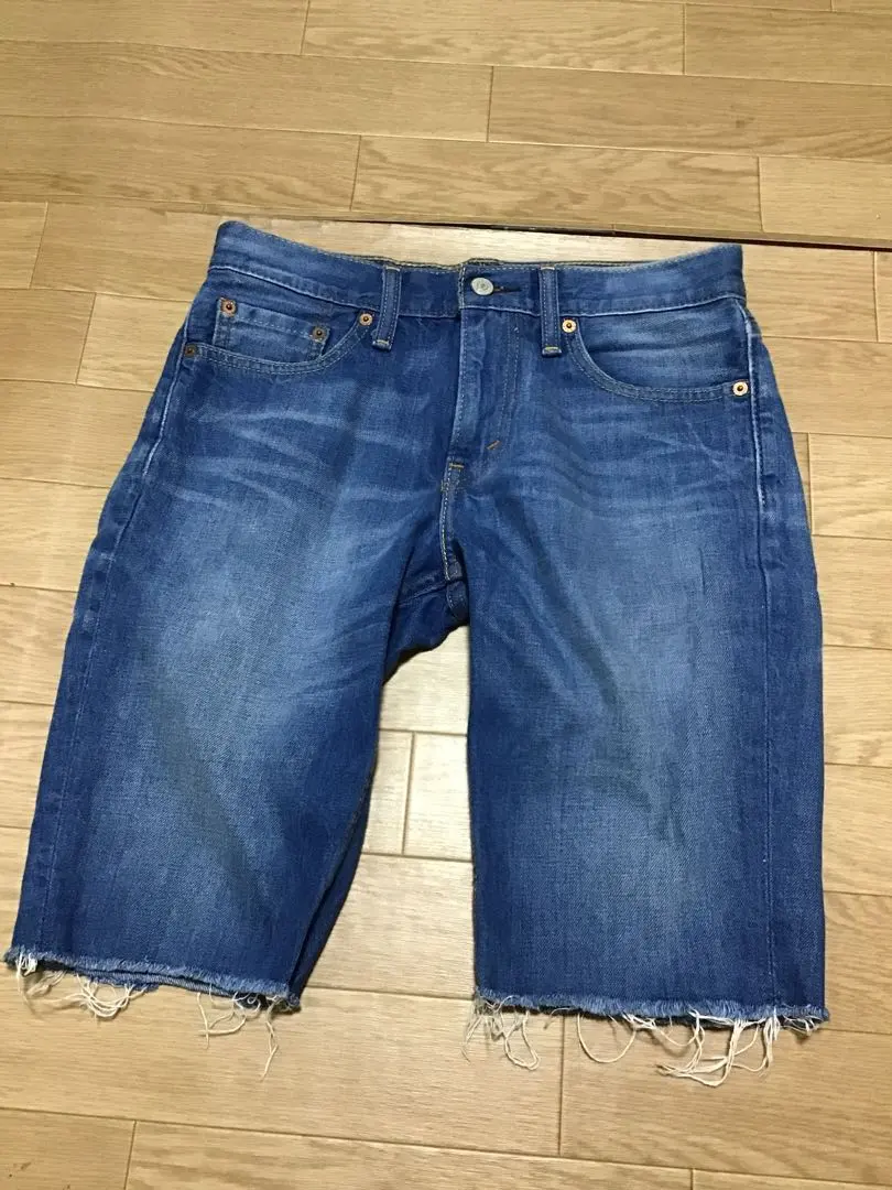 【Levi's/李維斯】牛仔短褲/w30★女款 的縮圖