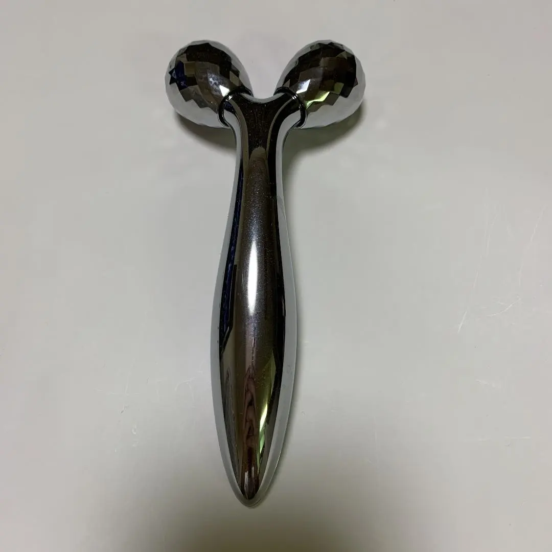 Thumbnail of Facial roller