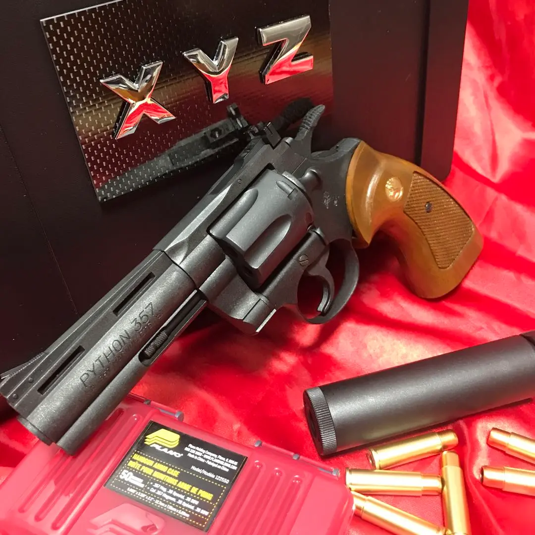 [即購入可]ガスハンドガン 4丁SET（オート2丁/リボルバー2丁）{送料込} 即購入可]ガスハンドガン 4丁SET（オート2丁/リボルバー2丁
