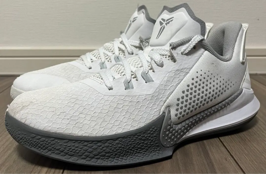Nike Mamba Fury 28cm 新品未使用 NIKE KOBE MAMBA FURY WHITE WOLF GREY price €152.50