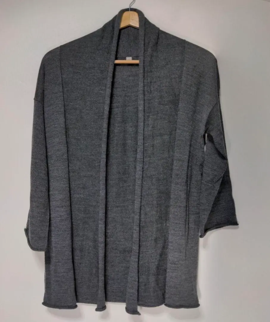 Thumbnail of UNIQLO Gray Cardigan Long Sleeve