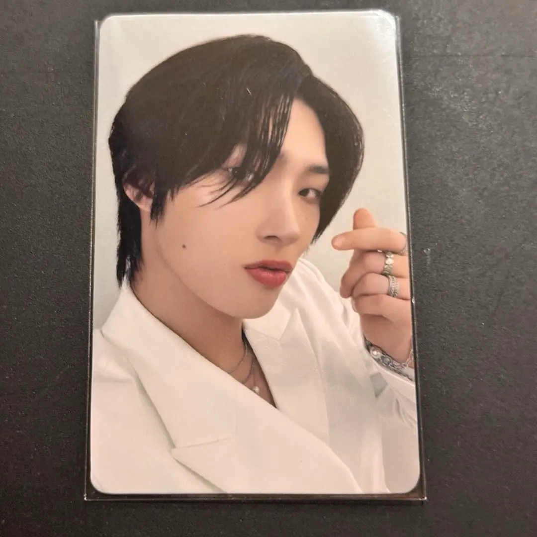 Thumbnail of ATEEZ Mingi trading card