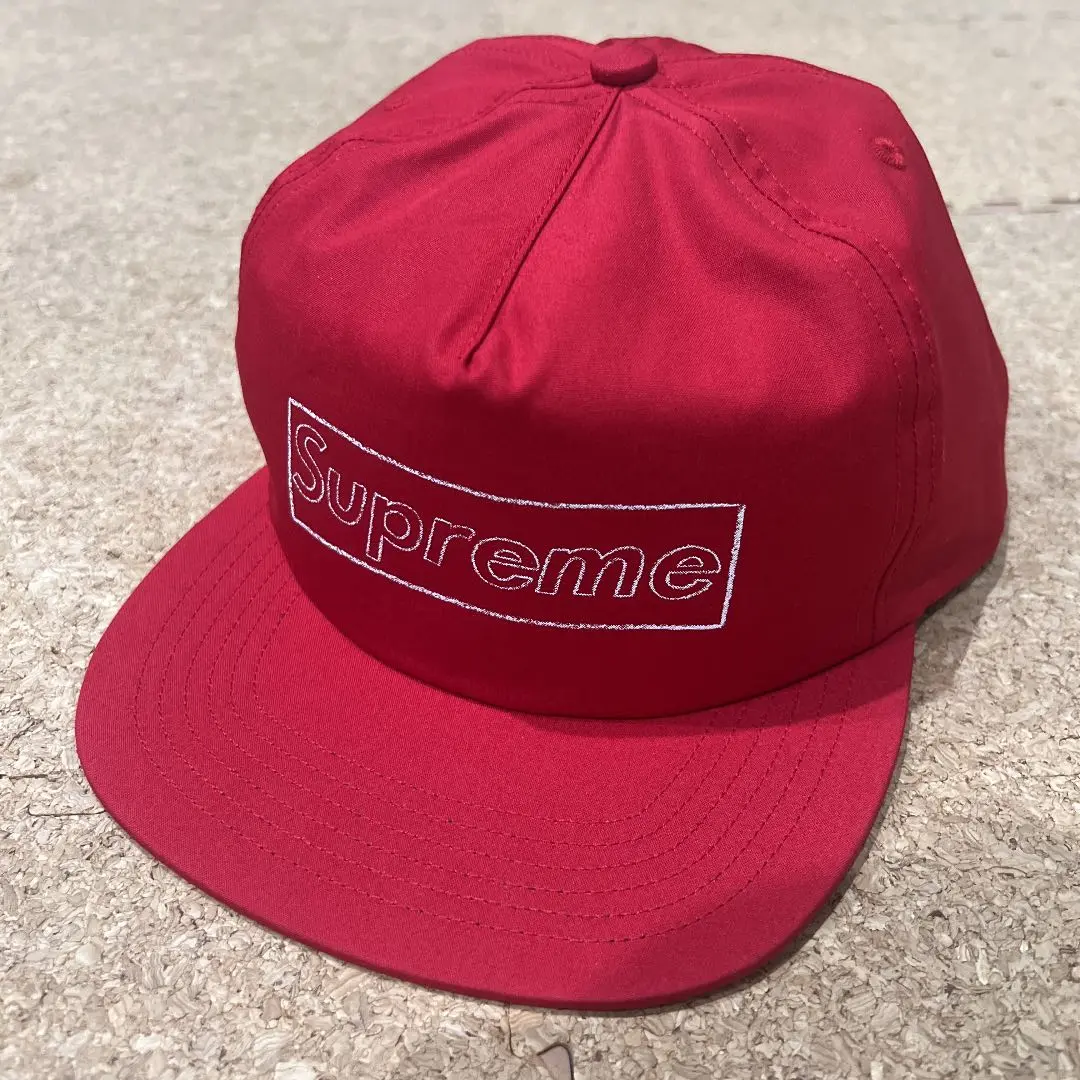 2025年最新】supreme kaws キャップの人気アイテム - メルカリ