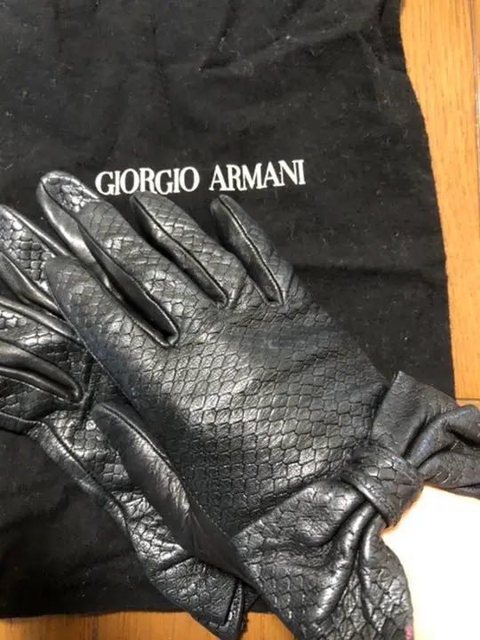 ☆値下げ中★EMPORIO ARMANI 編み込みレザー手袋 レディース黒 2025年最新】エンポリオアルマーニ レディース 手袋・アーム