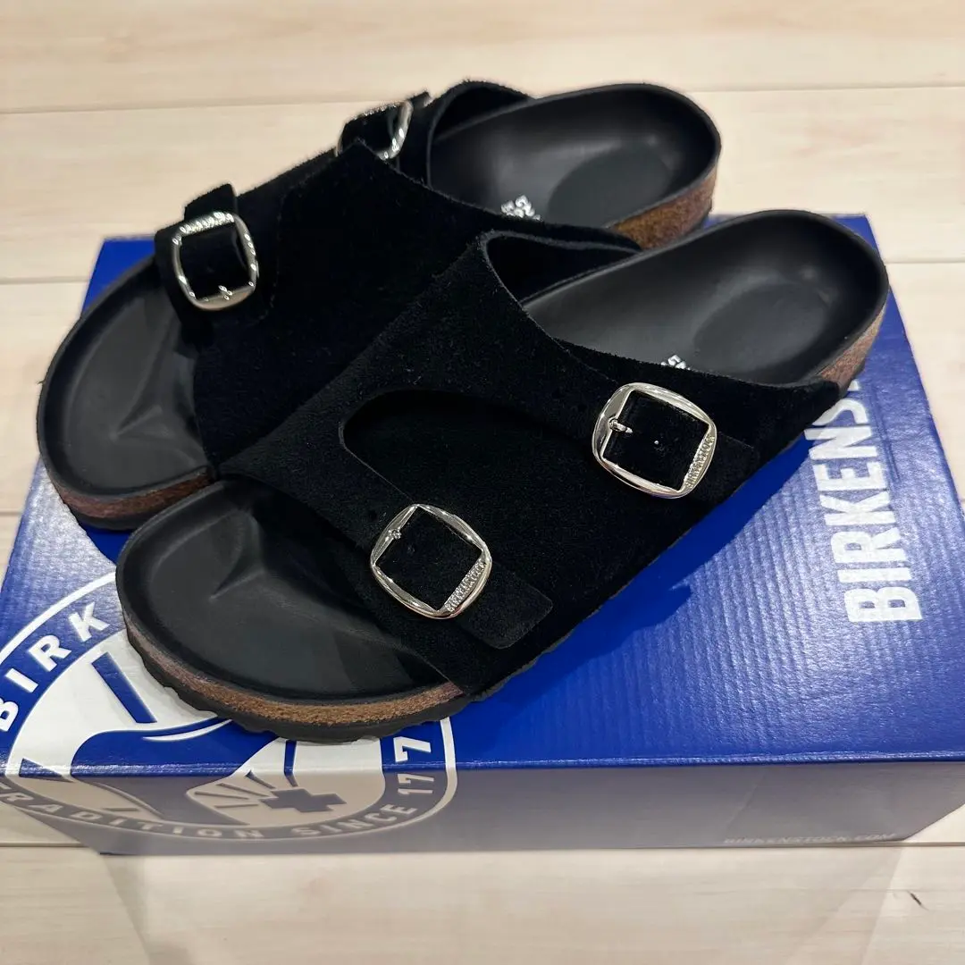 ビルケンシュトック キースヘリング サンダル 23㎝ マルチ 未使用 激レア 2025年最新】KITH birkenstockの人気アイテム - メルカリ