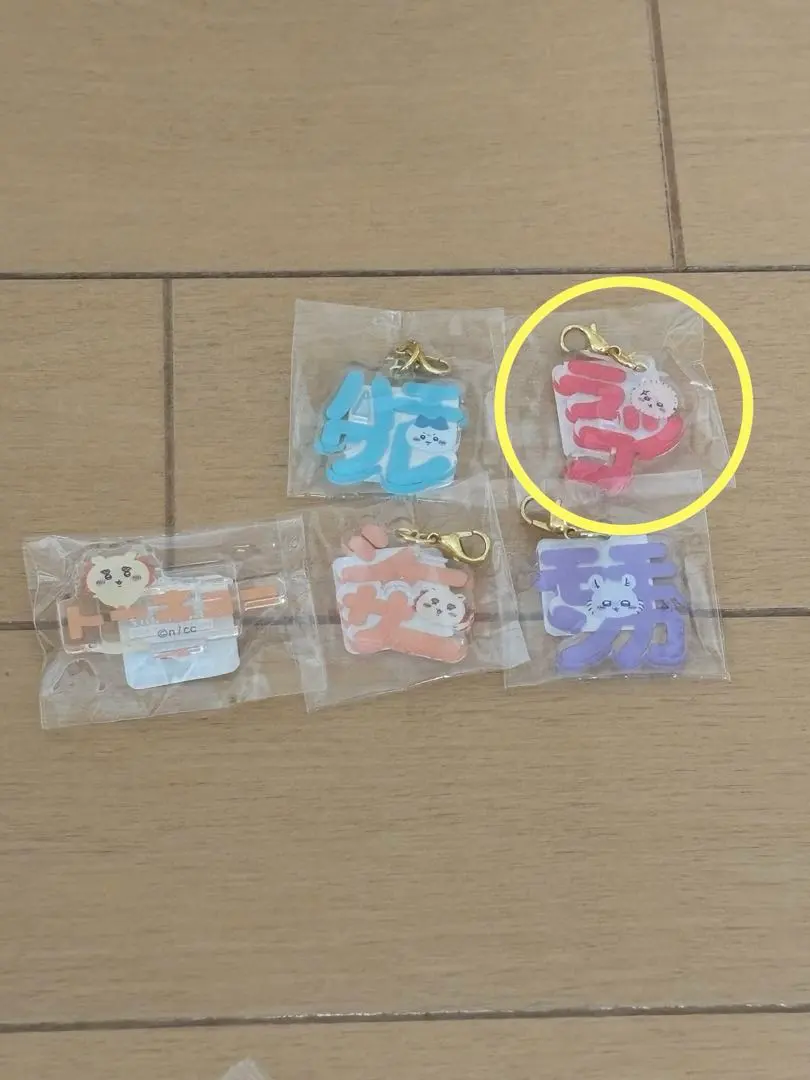 Thumbnail of Chikawa Acrylic Stand Charm - Otter