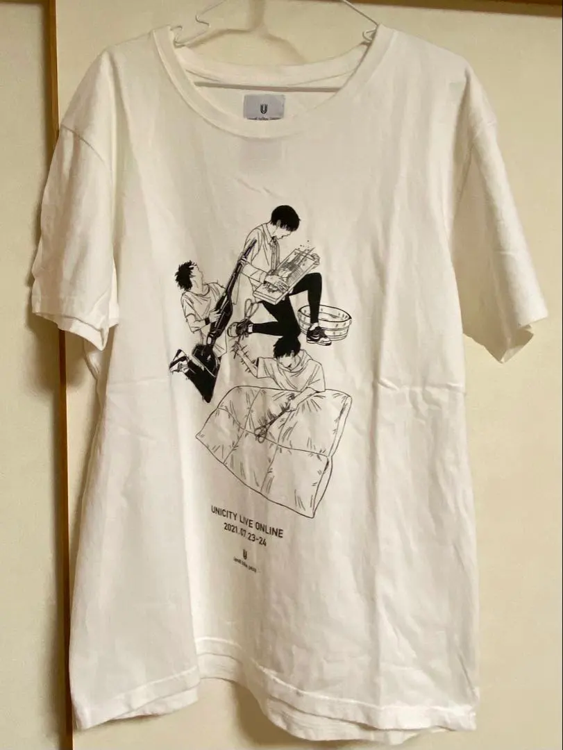 Thumbnail of UNISON SQUARE GARDEN T-shirt, Size M