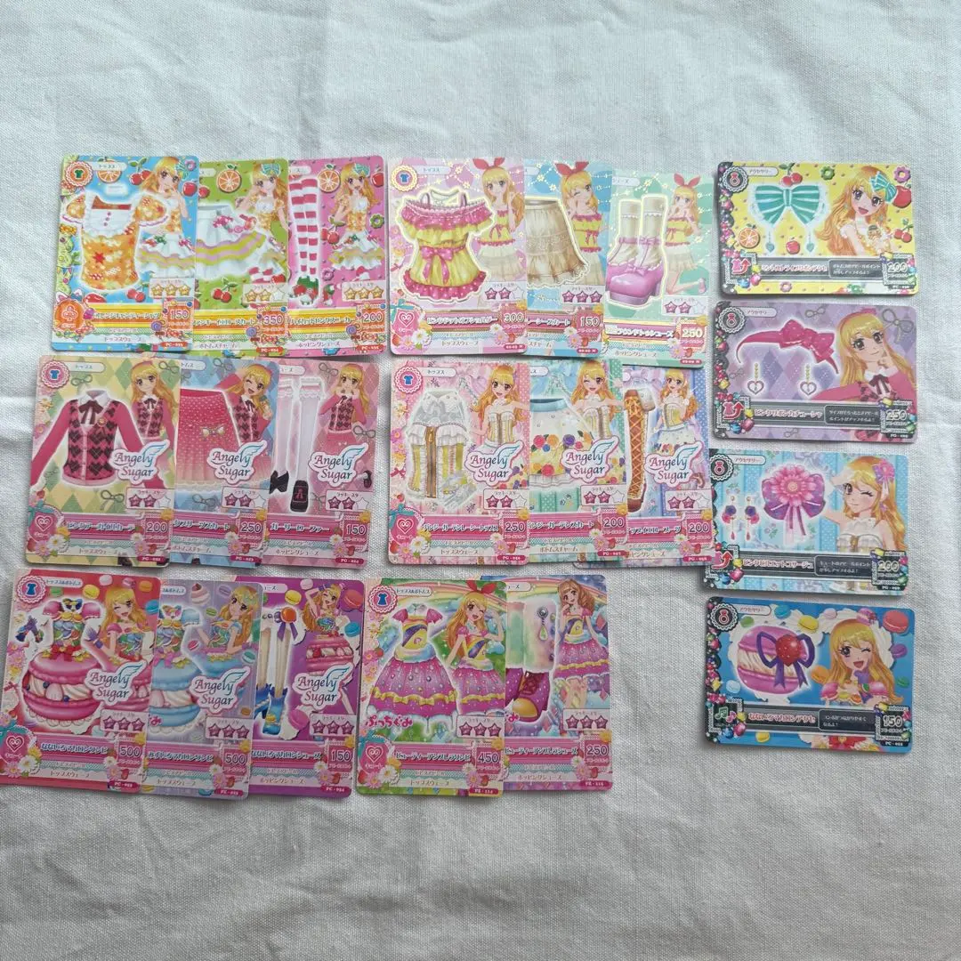 Thumbnail of Aikatsu Cards - [Excellent Condition] Ichigo Hoshimiya Card Set (21 cards)