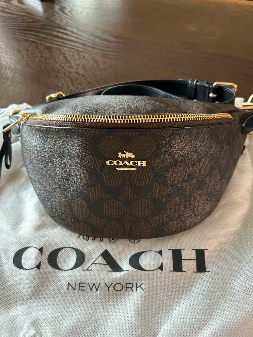 COACH✨コーチ✨ボディバッグ ✨ F48740 COACH コーチ バッグ ボディバッグ F48740 シグネチャー