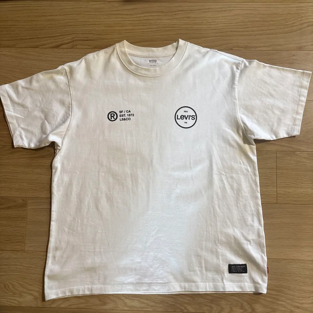 Thumbnail of Levi's Men's T-shirt, Size M