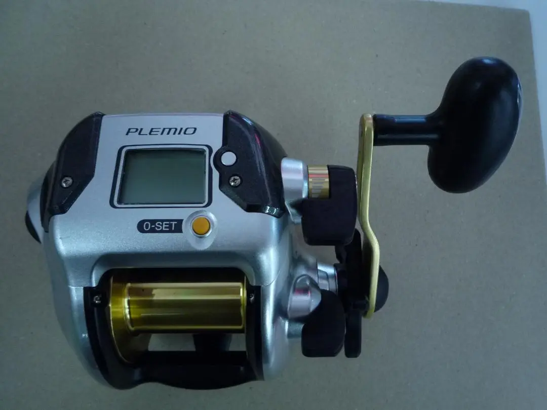 シマノ プレミオ 3000 (リール) 価格比較 - 価格.com
