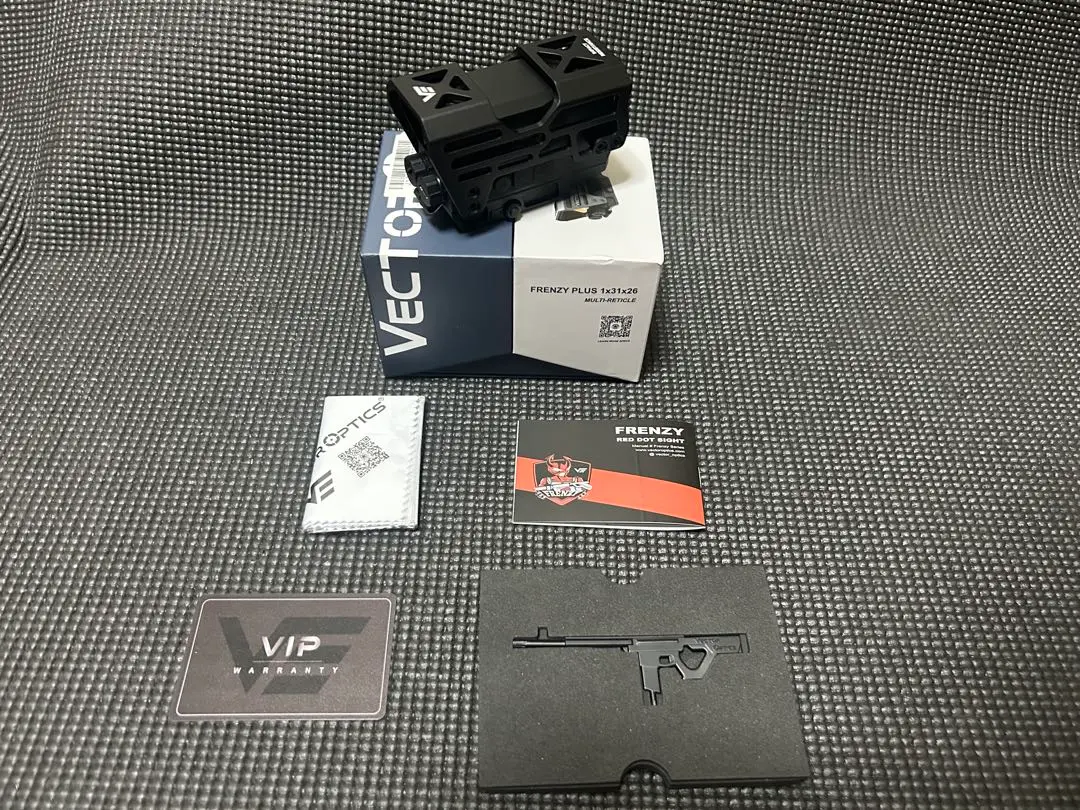 ベクターオプティクス フレンジー　SCRD19Ⅱ 中古美品　新品電池付き Amazon.co.jp: Vector Optics ベクターオプティクス Frenzyミニ