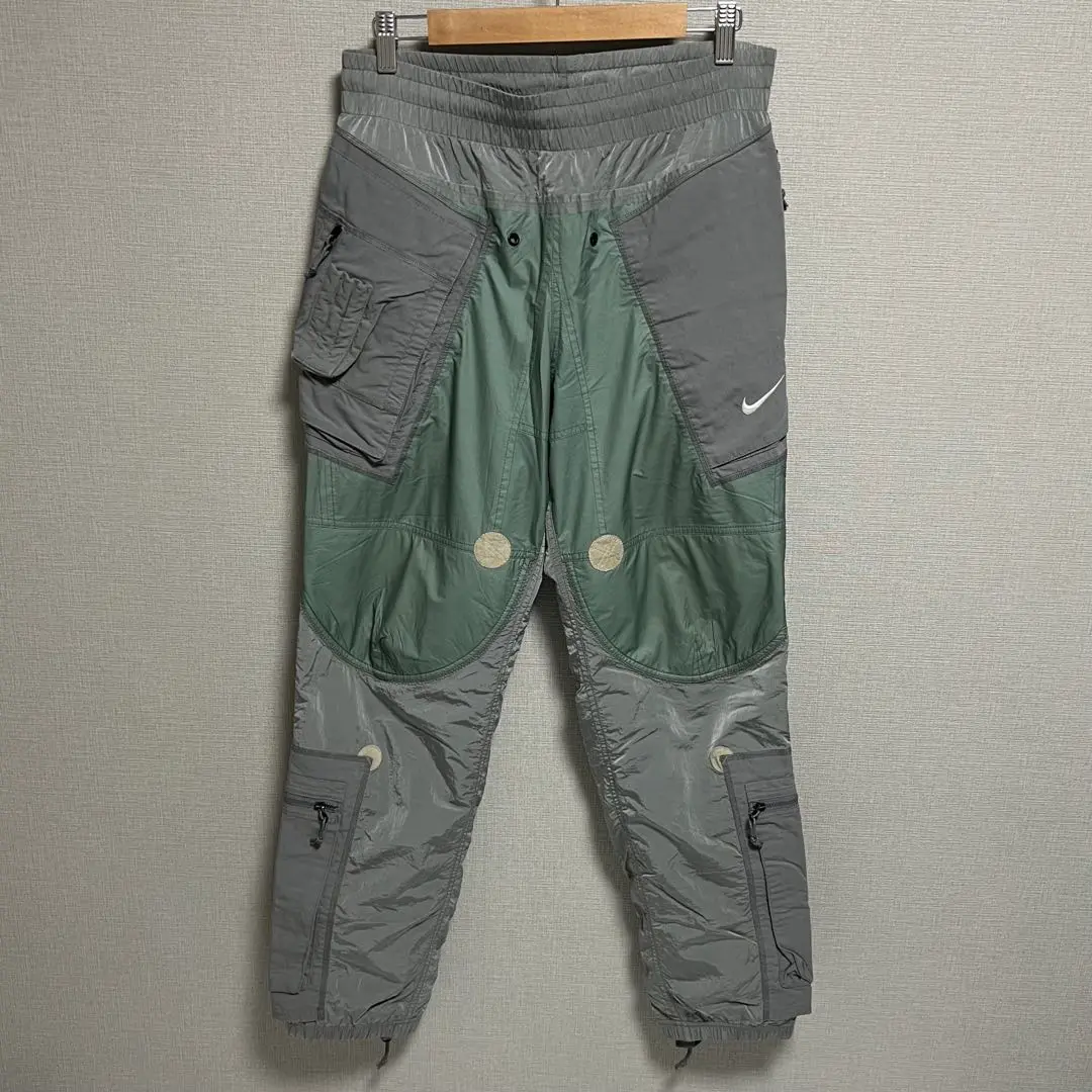NIKE ISPA マルチポケットナイロンパンツ NIKE ISPA ナイロン マルチポケットカーゴパンツ