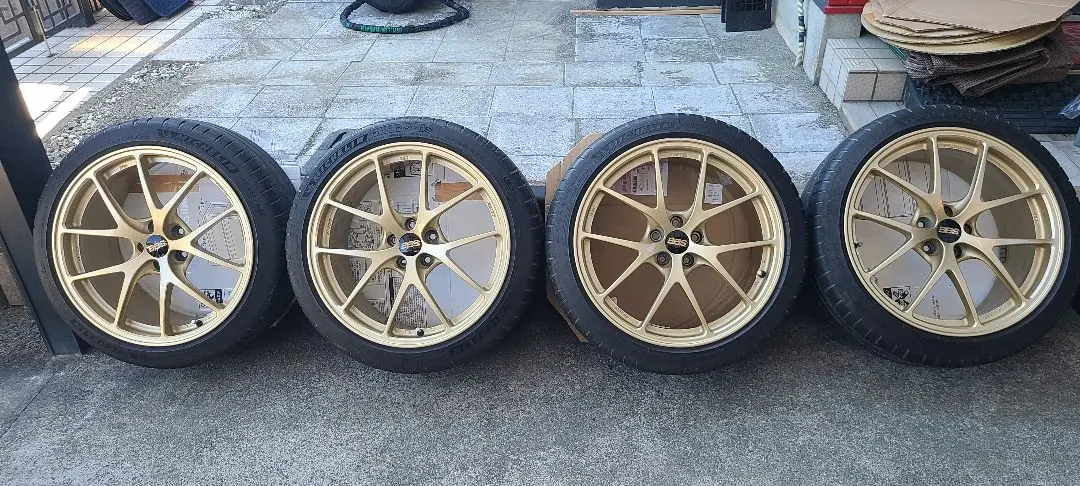 2025年最新】bbs pcd100 18インチの人気アイテム - メルカリ