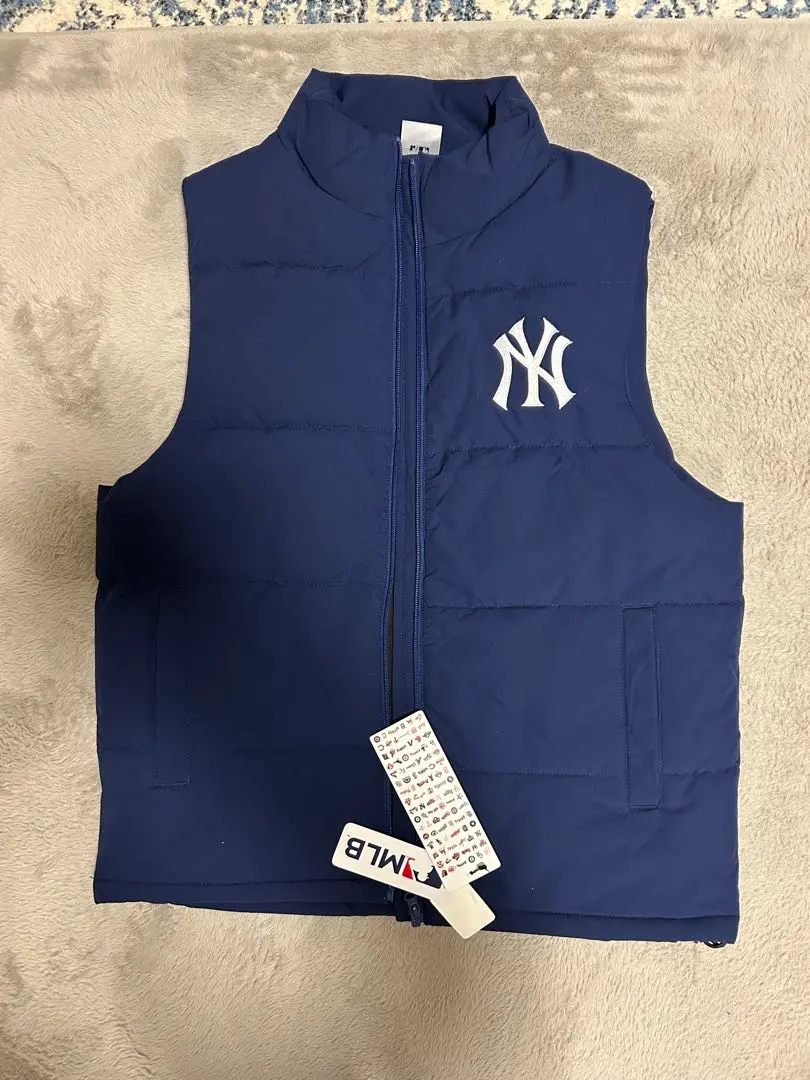 Perushu New York Yankees ダウンベスト 黒 Perushu New York Yankees ダウンベスト 黒
