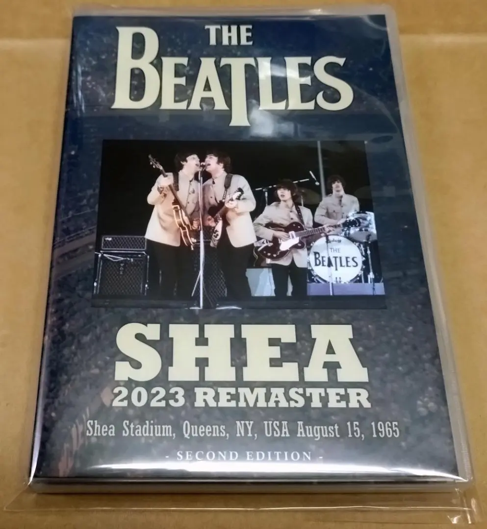 ビートルズ　シェアスタジアムコンサート未使用チケット、証明書、ポスター ビートルズ シェアスタジアムコンサート未使用チケット、証明書