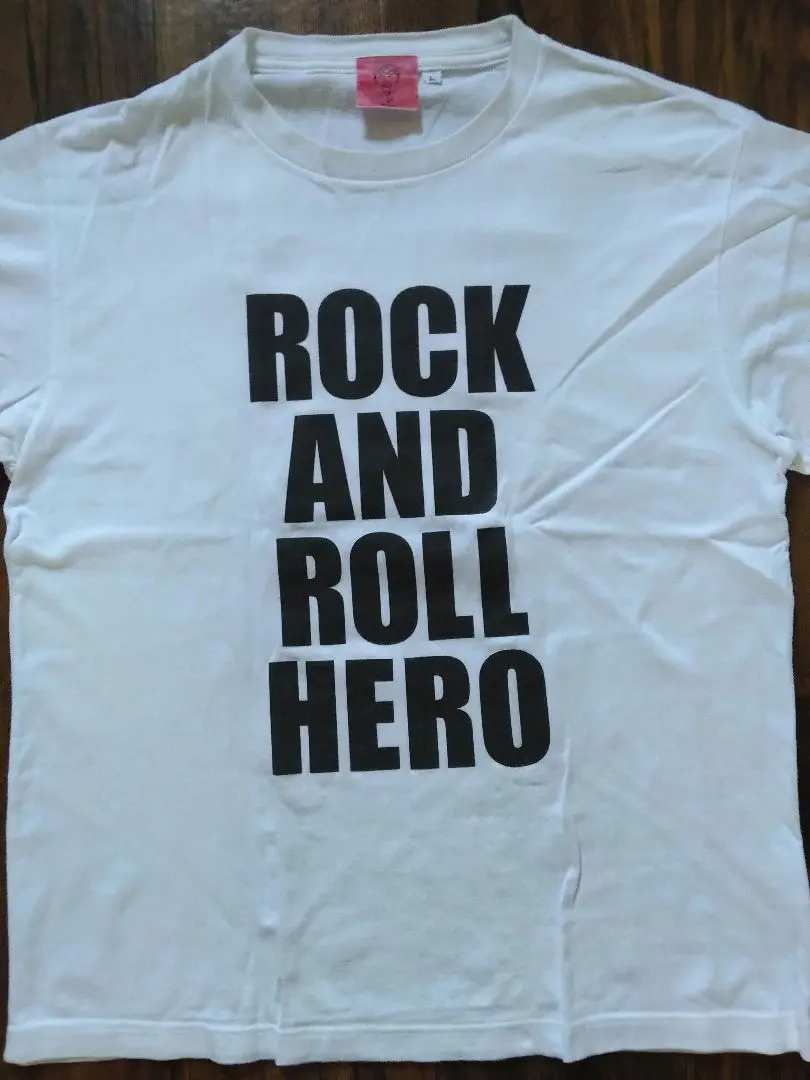 桑田佳祐　RICK AND ROLL HERO tシャツ 桑田佳祐 ROCK AND ROLL HERO Tシャツ2枚 - メルカリ
