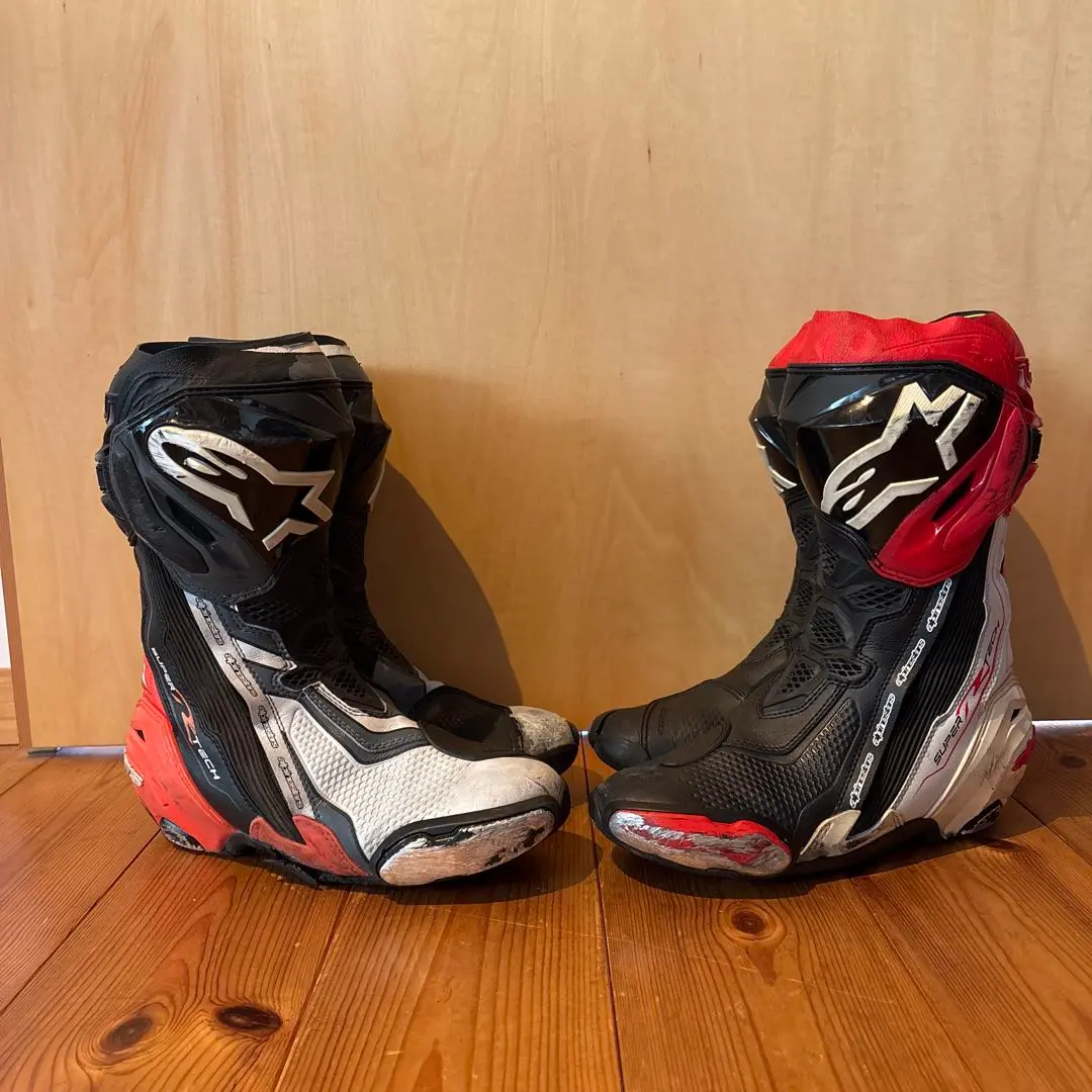 alpinestars supertechR サイズ39と40 2セット　2足 alpinestars supertechR サイズ39と40 2セット2足