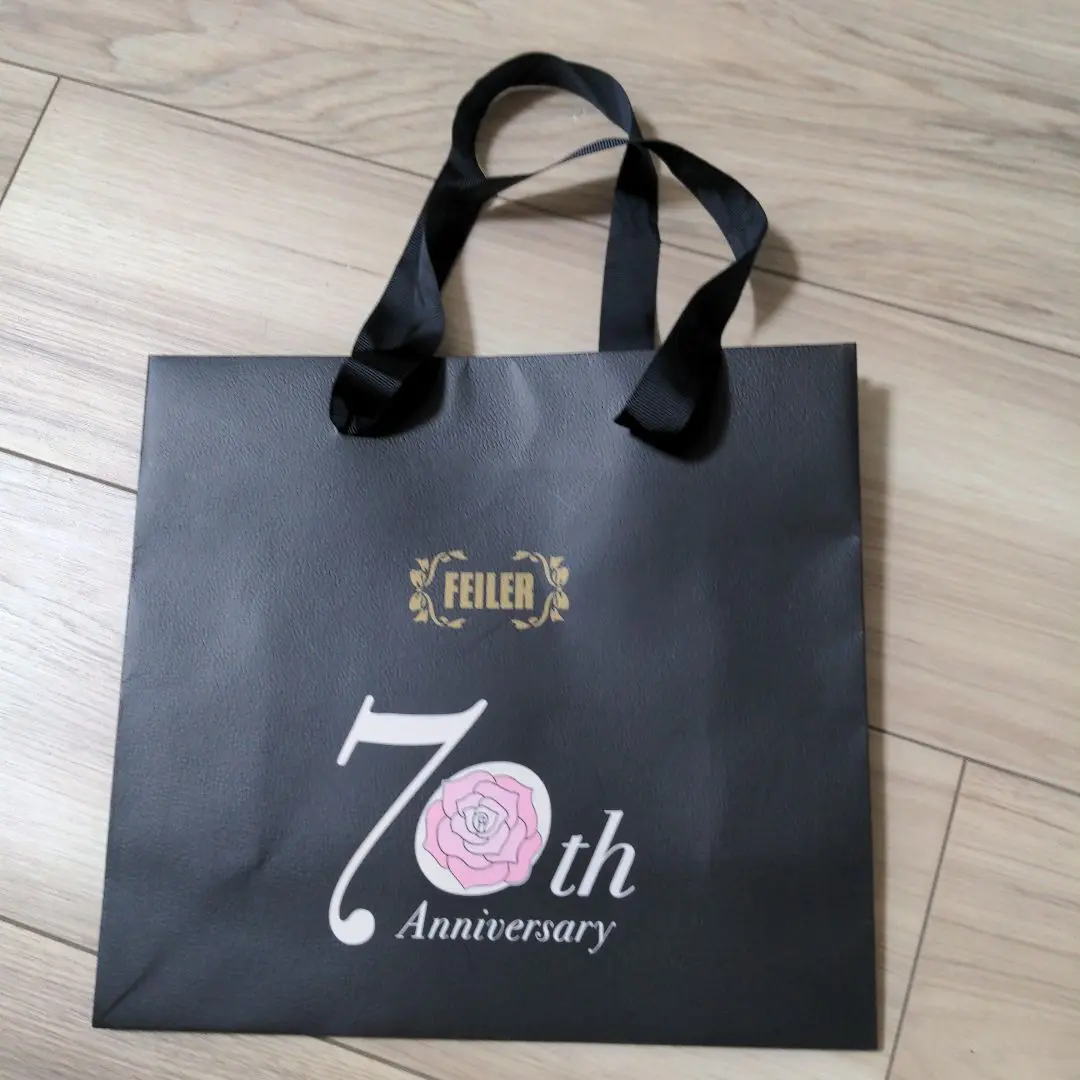 【新品未使用】FEILERフェイラー70周年アニバーサリー限定品ビックポーチ 2025年最新】フェイラー70thアニバーサリーの人気アイテム