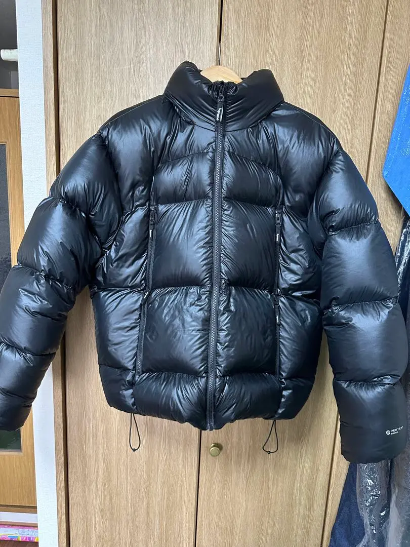 2025年最新】featherweight down jacketの人気アイテム - メルカリ