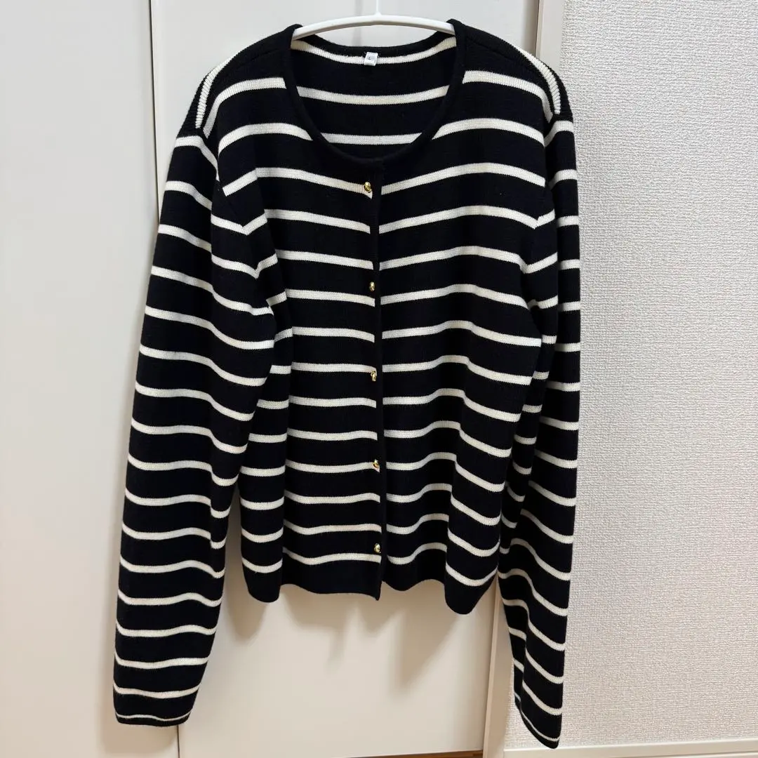 Thumbnail of [coca] Gold Button Knit Cardigan / Size L