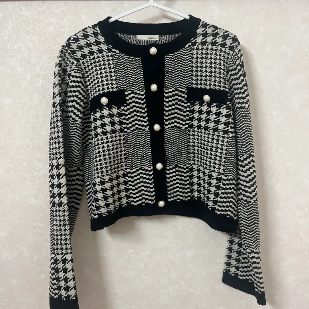 格紋珍珠鈕扣長袖針織衫 的縮圖