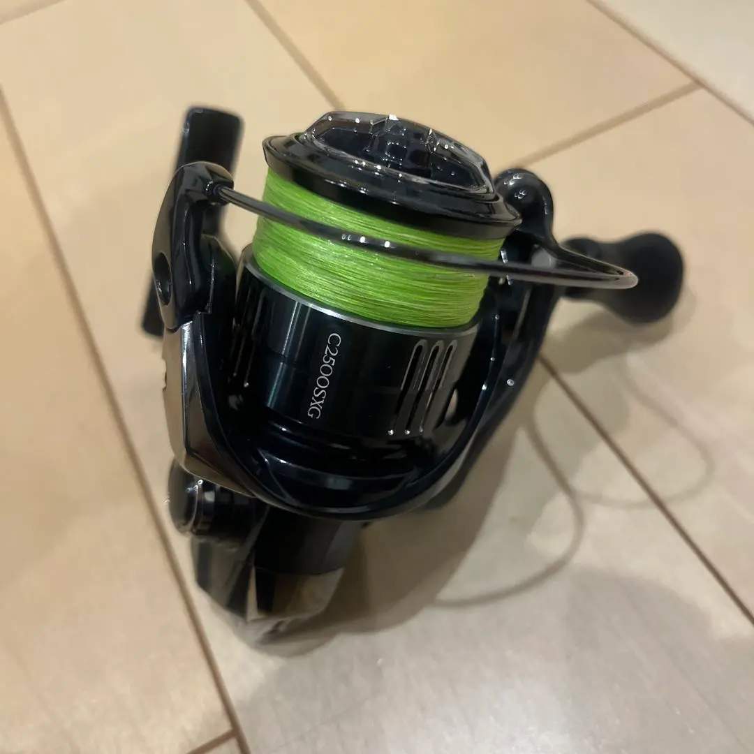 シマノ 19ヴァンキッシュ C2500SXG 極美品　ハンドル45ミリ50ミリ Amazon.com : Shimano C2500SXG Spinning Reel 23 Vanquish