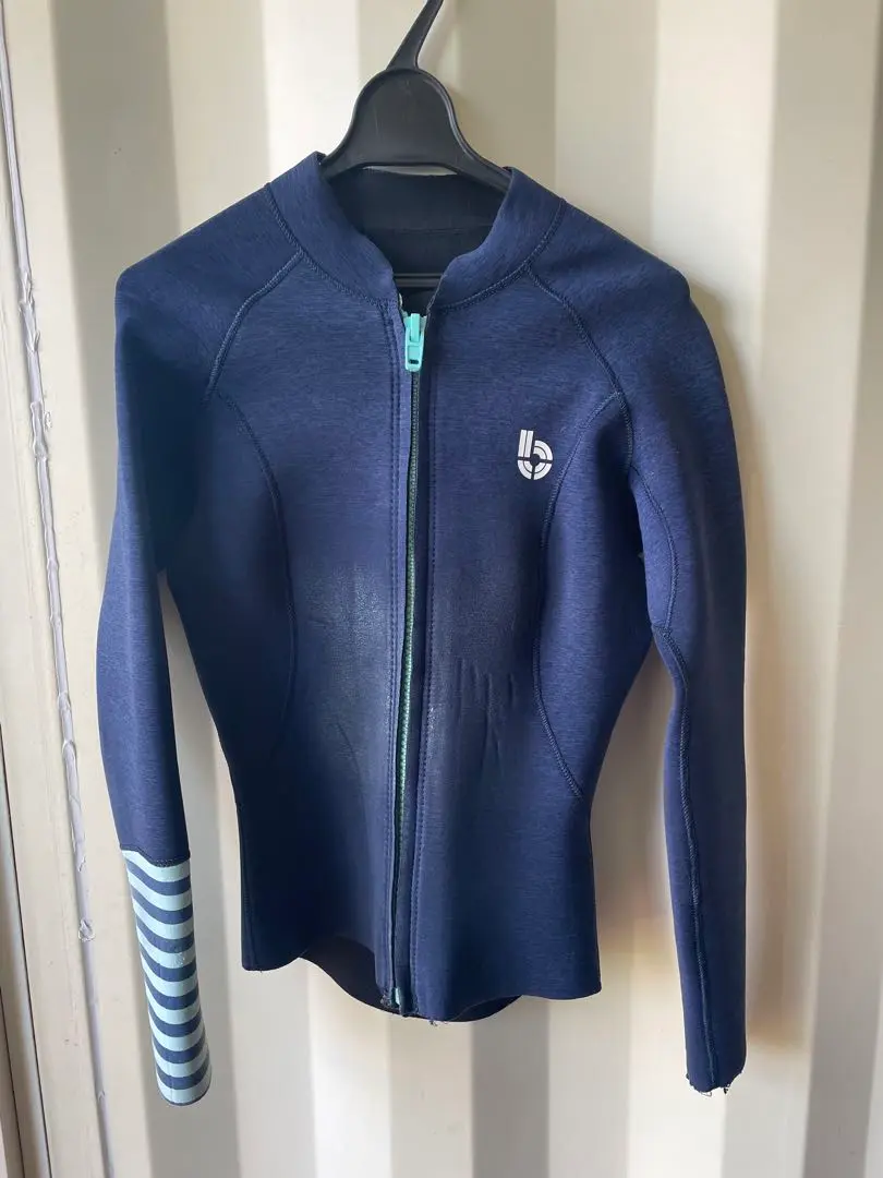 seea タッパージャケット Seea Yulex 2mm jacket XS フロントジップ タッパー - メルカリ