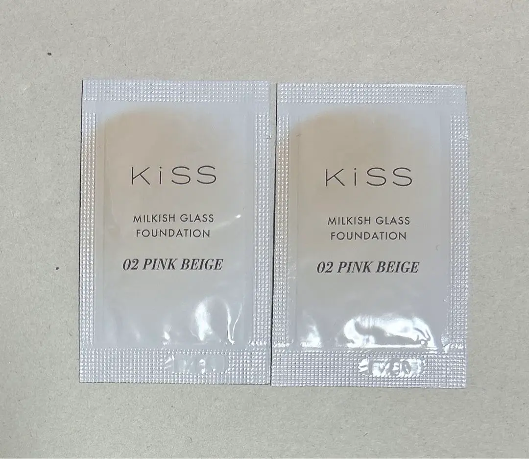 Kiss ファンデーション 試供品 新品未開封品 kiss キス 下地 ファンデーション サンプル 試供品