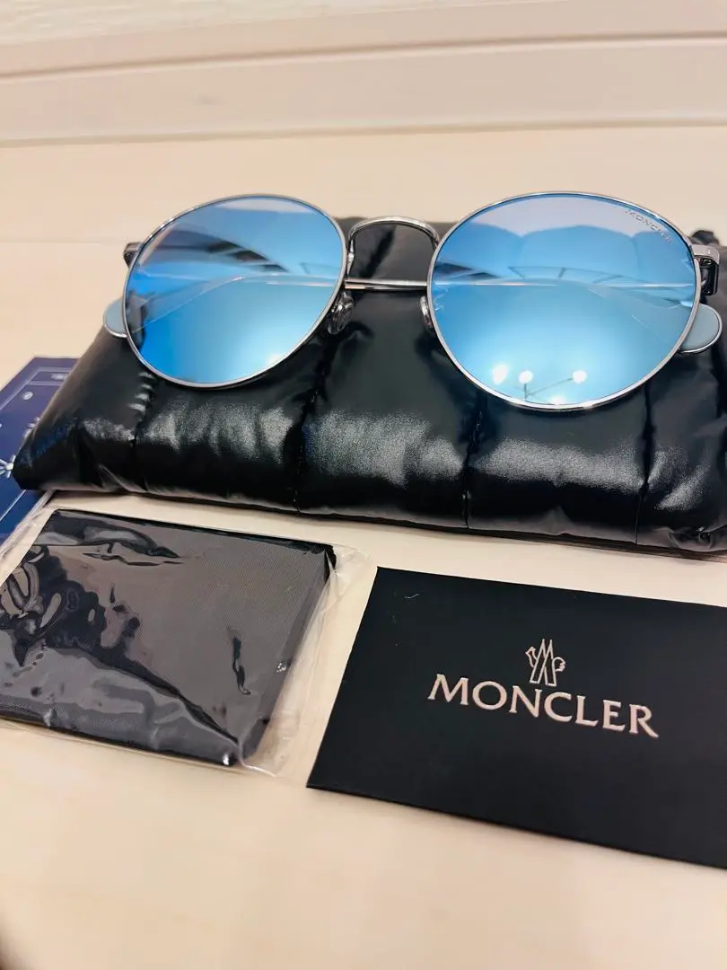 2025年最新】MONCLER レンズカラー：ブルー サングラスの人気