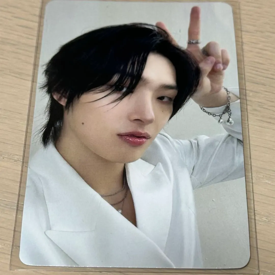 Thumbnail of ATEEZ Mingi FC Limited Edition Trading Card from AshestoLight